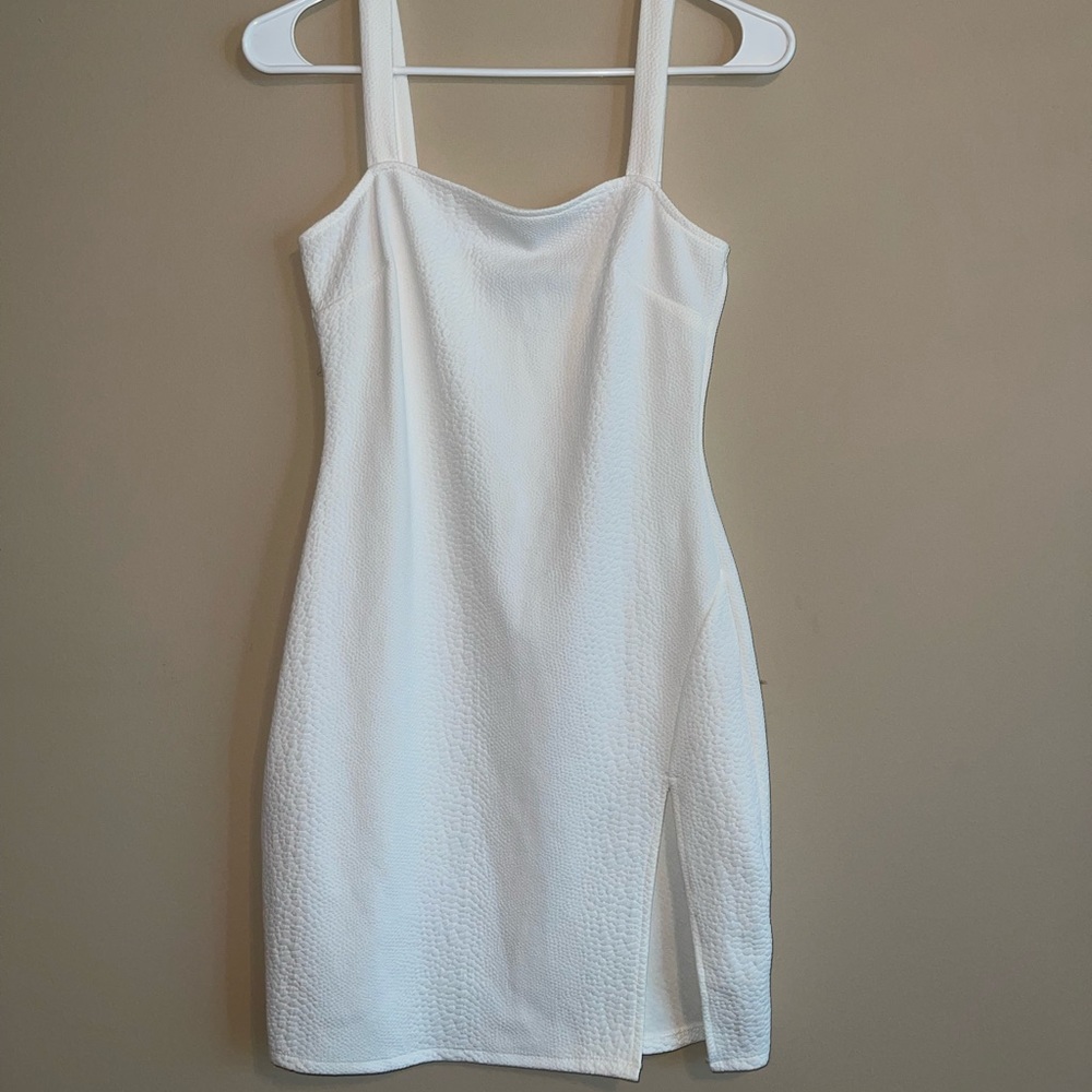 Blue Blush White Snake Print Dress Size M